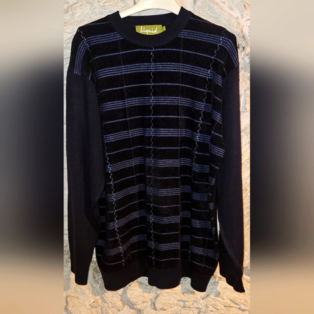 Men's Large sweater by Liquid